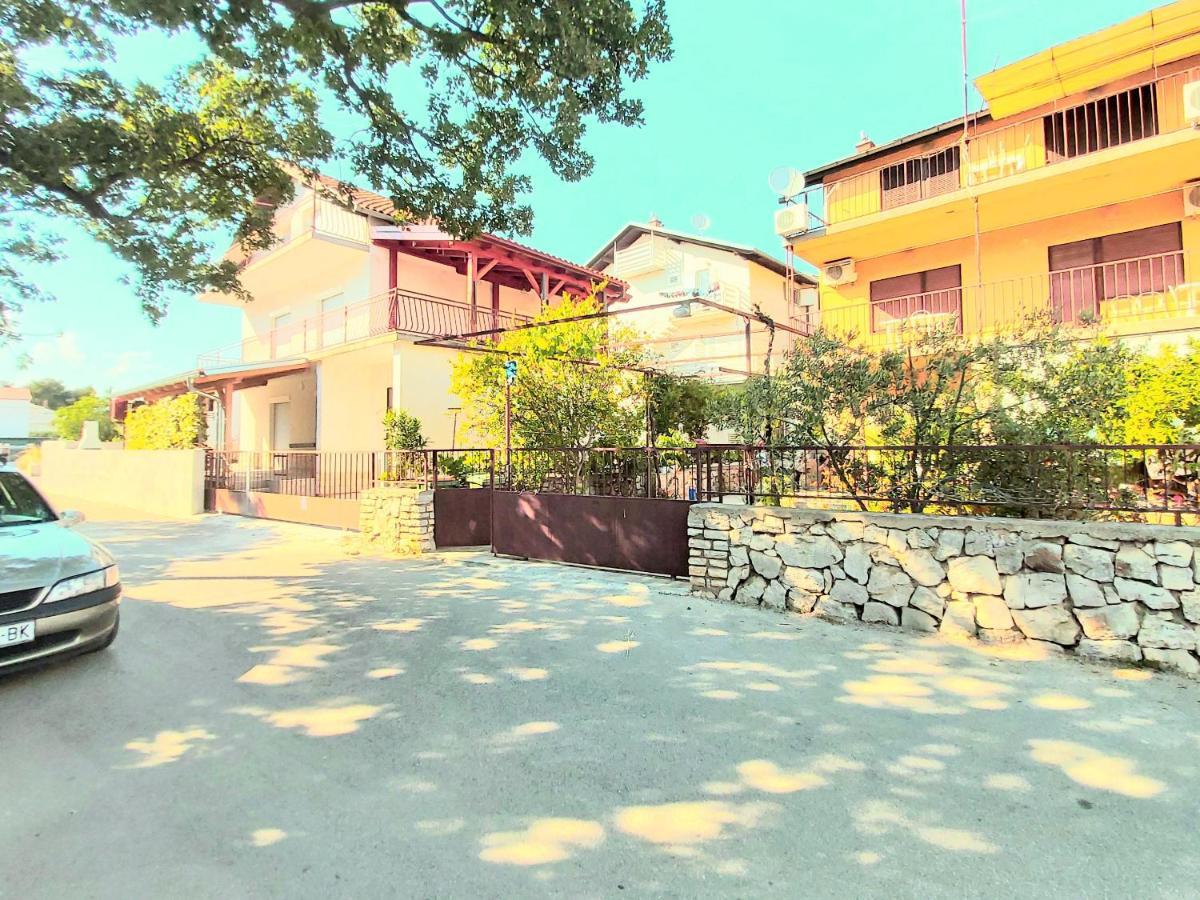 Apartman Arija-Pino Vodice Exteriér fotografie