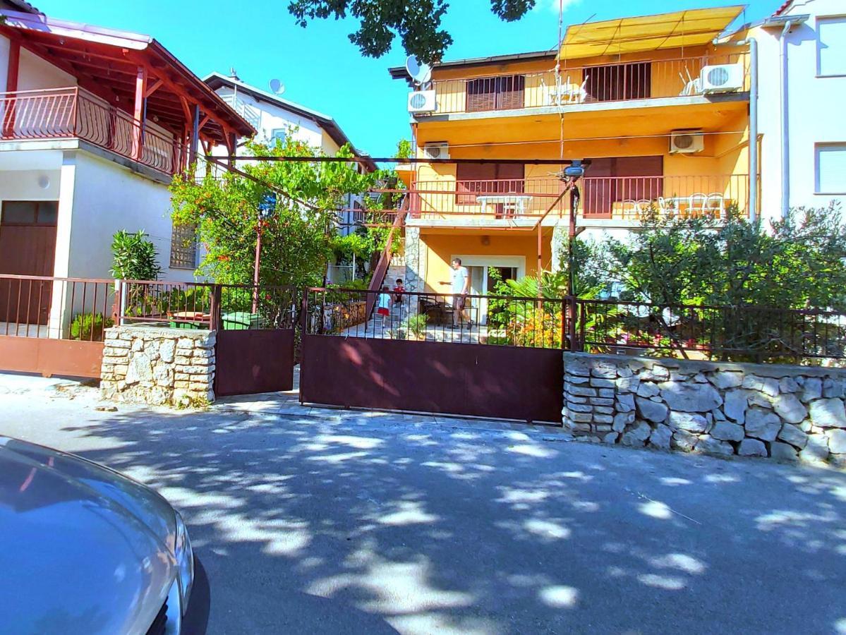 Apartman Arija-Pino Vodice Exteriér fotografie