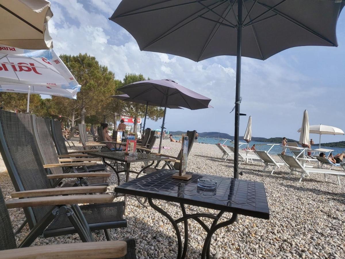 Apartman Arija-Pino Vodice Exteriér fotografie